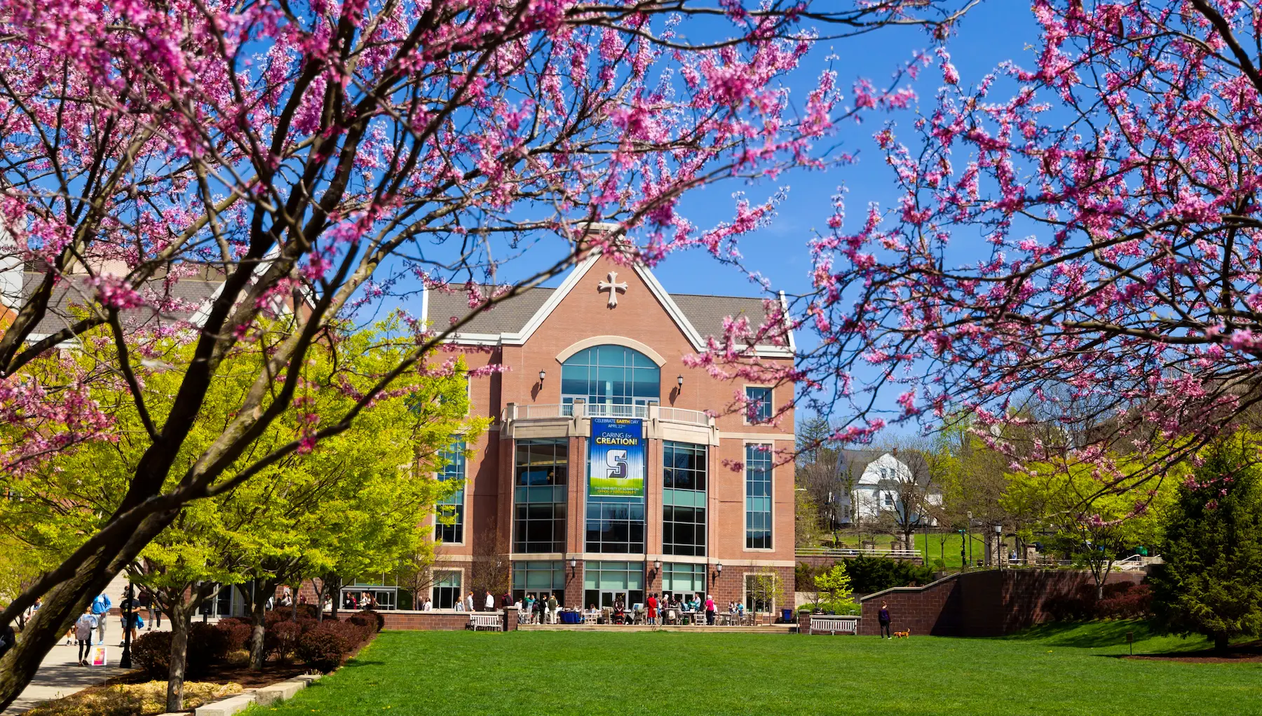 High School Juniors Invited to Tour Scranton on April 25