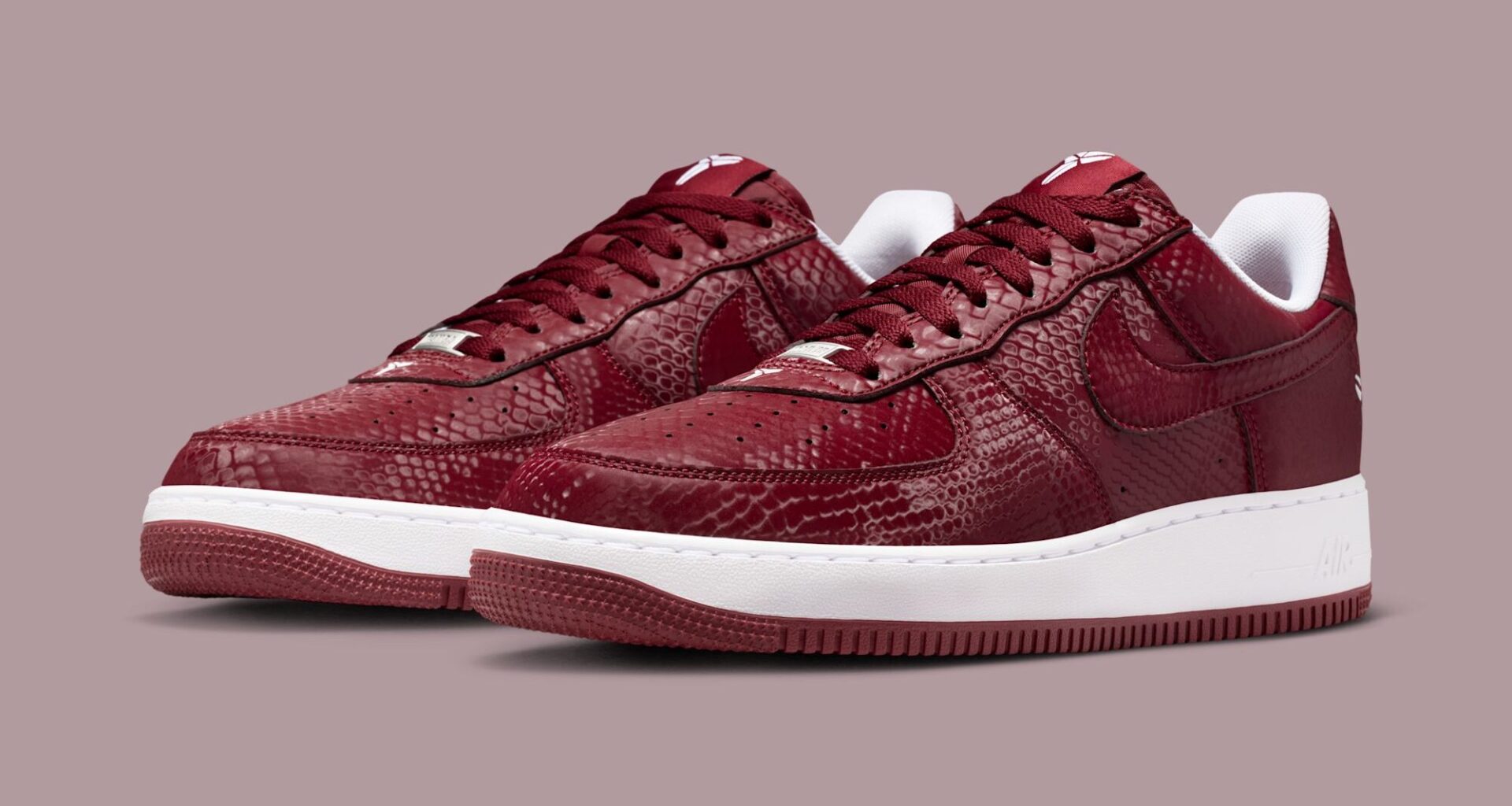 Kobe Bryant x Nike Air Force 1 Low "Lower Merion Away"