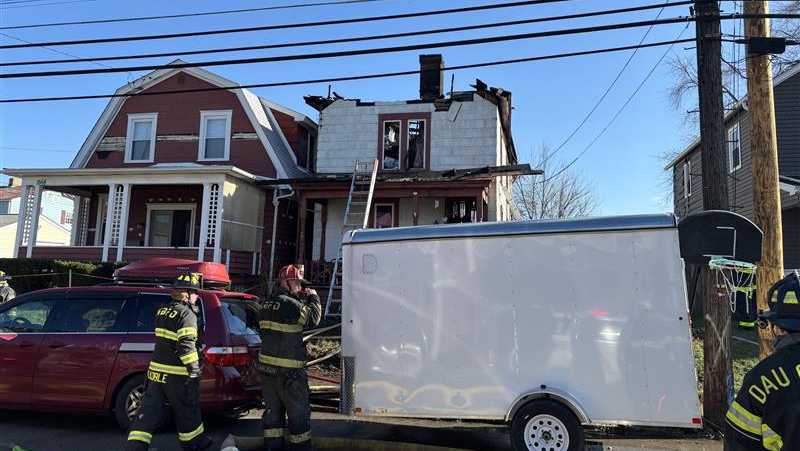 Firefighter injured after flames destroyed home in Beaver County