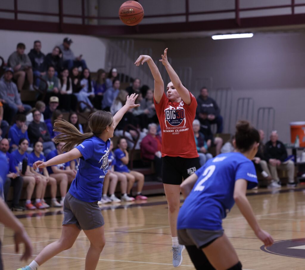 Pennsylvania denies NY rally, hold on 59-57