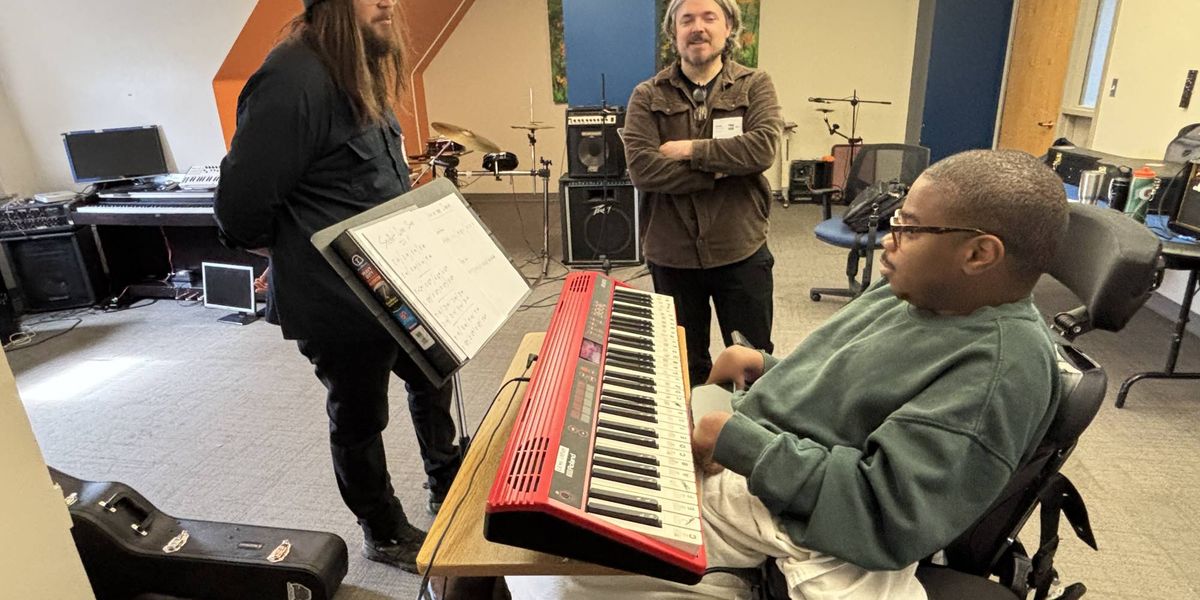 ​When he’s not touring with rock band Kansas, Dan McGowan is teaching music to disabled adults in Philly