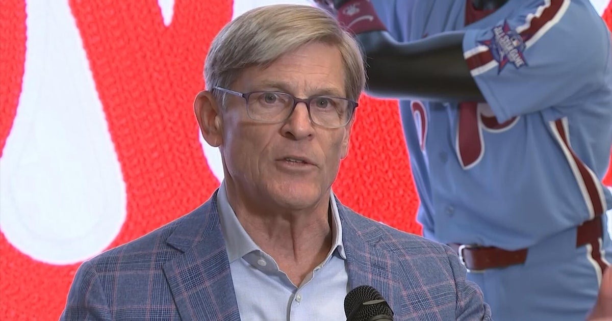 Phillies owner John Middleton defends scrapping Harry Kalas on outfield bar at Citizens Bank Park