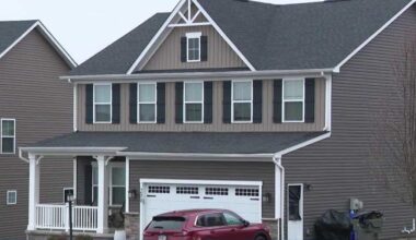 2 women found shot dead inside Pennsylvania home