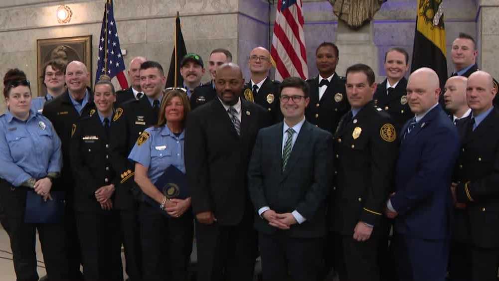 Pittsburgh paramedics honored for rescue efforts in icy Monongahela River