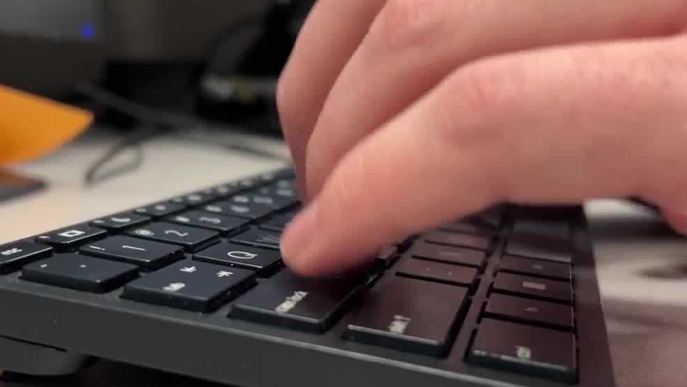 Pennsylvania Senate passes AI chatbot protections for children