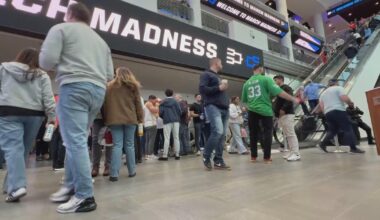 March Madness draws thousands to Philadelphia as tournament heats up: "It's a different beast"