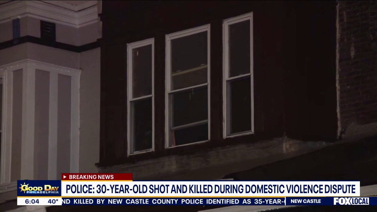 Man shot and killed during confrontation at girlfriend's house in Philadelphia: police