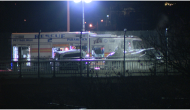 One person dead in crash on Liberty Bridge