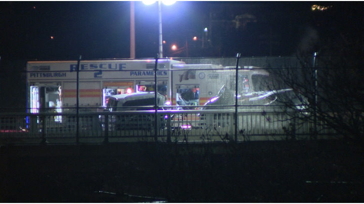 One person dead in crash on Liberty Bridge