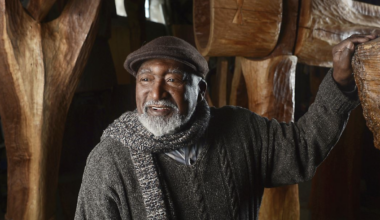Internationally known Pittsburgh sculptor, Thaddeus Mosley, dies at 99