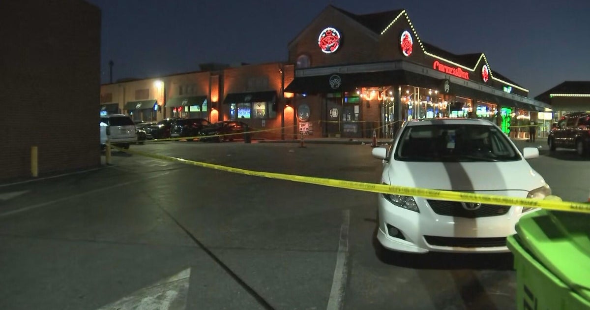 Second man arrested in deadly Philadelphia shooting near Chickie's & Pete's in 2025