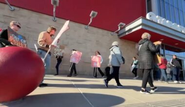 Anti-ICE protesters demonstrate outside King of Prussia Target – NBC10 Philadelphia