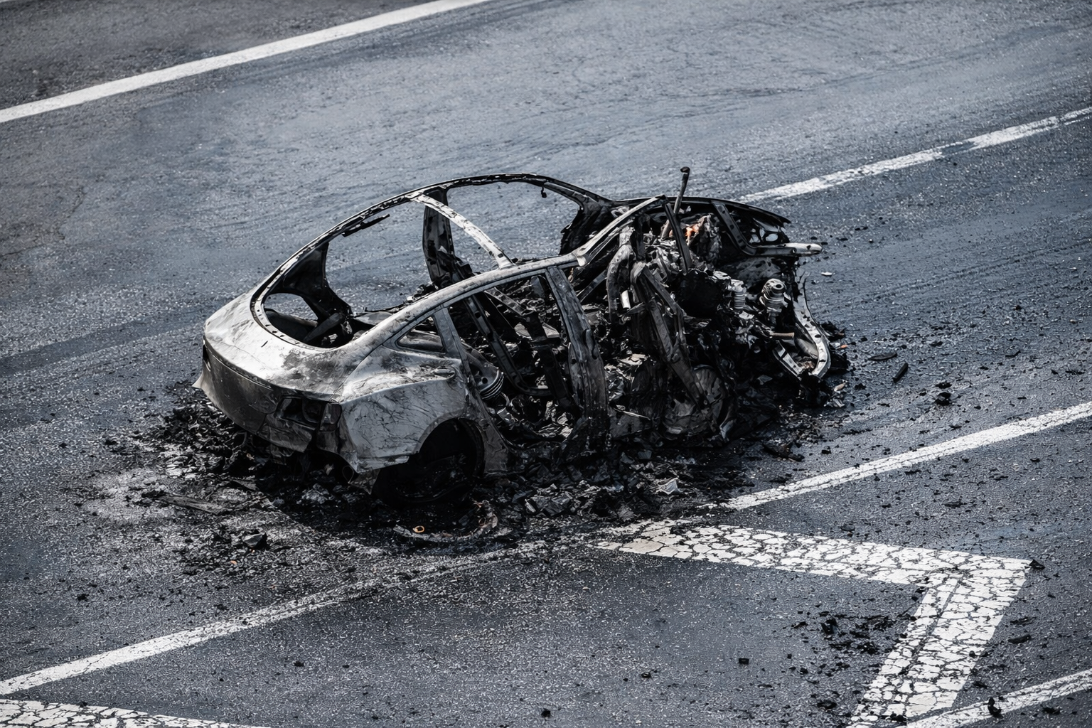 tesla-crash-center-valley-parkway-lehigh-county