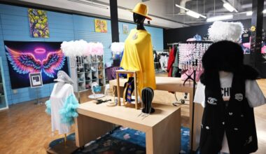 Enjoy jewelry, clothing and custom designs as boutique gets second chance at Palmer Park Mall