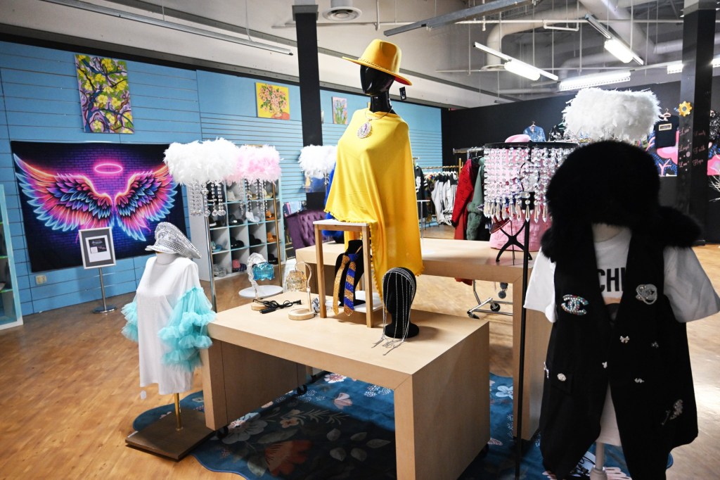 Enjoy jewelry, clothing and custom designs as boutique gets second chance at Palmer Park Mall