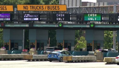 Pennsylvania officials warn of text phishing scams over unpaid tolls, fines