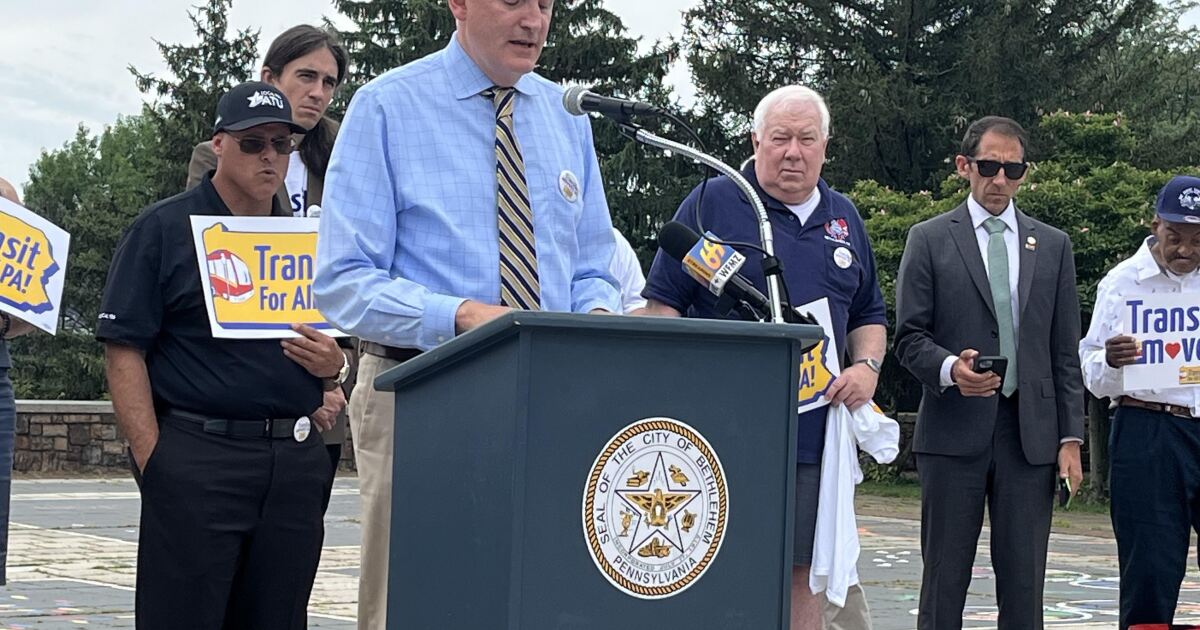 Legislators, advocates stump for fully funded public transit in state budget