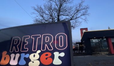 Reason unclear for Retro Burger closing after 2-year run