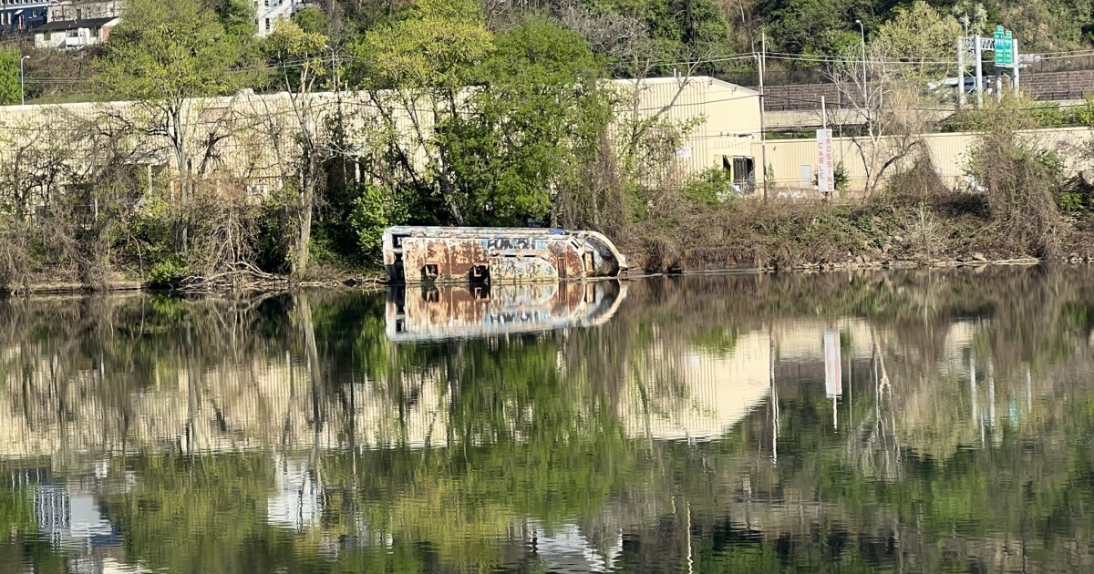 New Pa. law makes it easier to remove abandoned boats