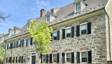 Single Sisters' House | Landmarks with Leon