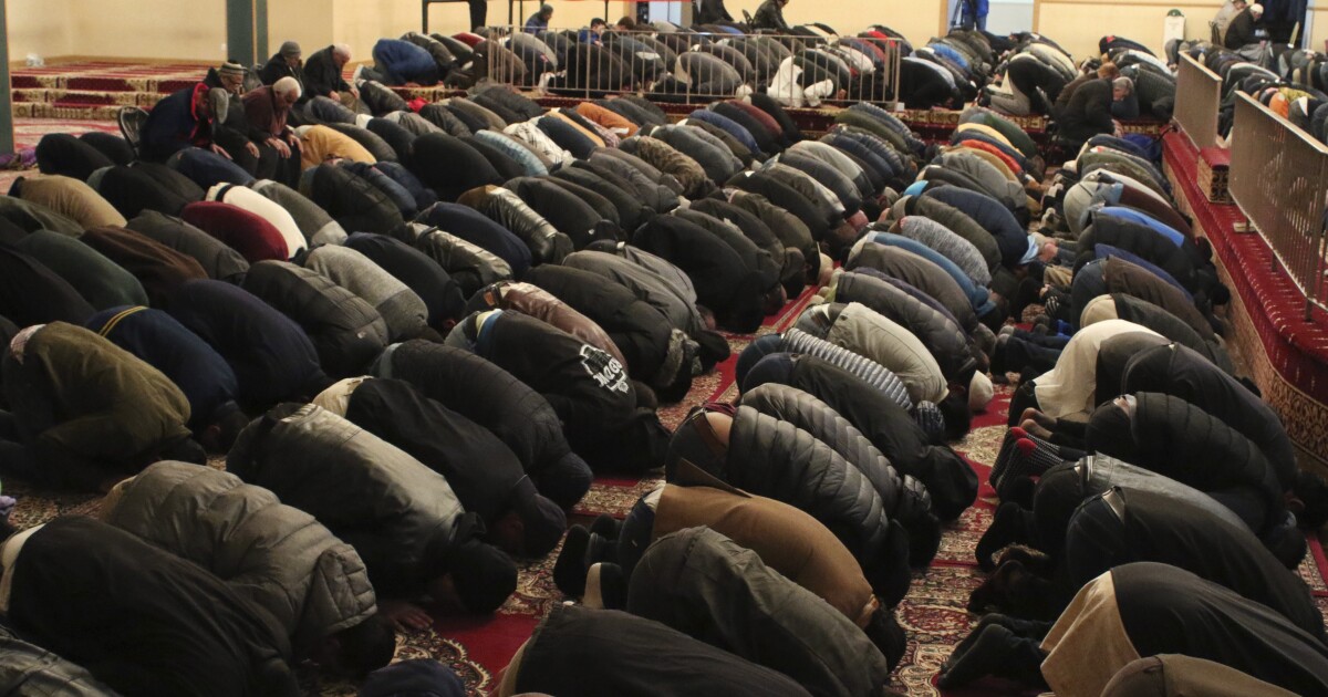 As Ramadan wraps up, Muslim Pittsburgh calls for peace