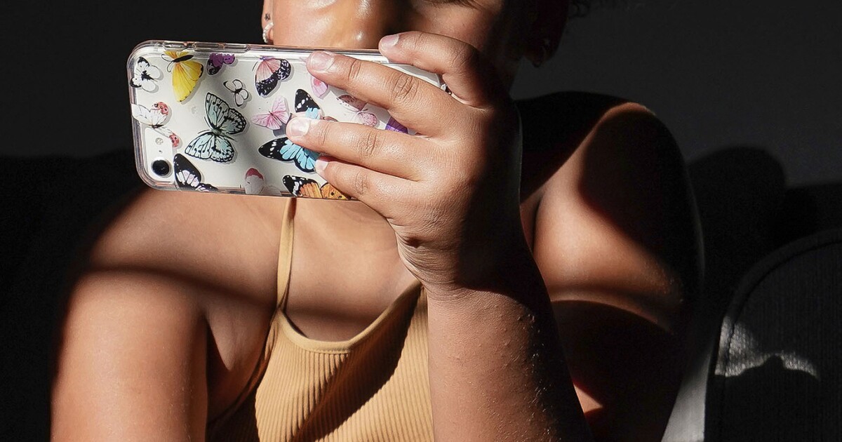 Why Pa. state Senators want protections for young AI chatbot users