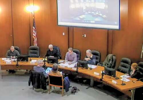 HARB cautiously okays manufactured trim – Lehigh Valley Press