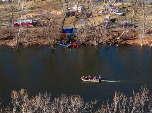 Emergency teams pull body from river – Lehigh Valley Press