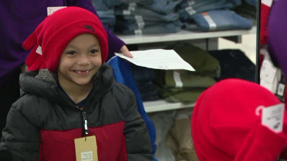 More than 300 items up for bid