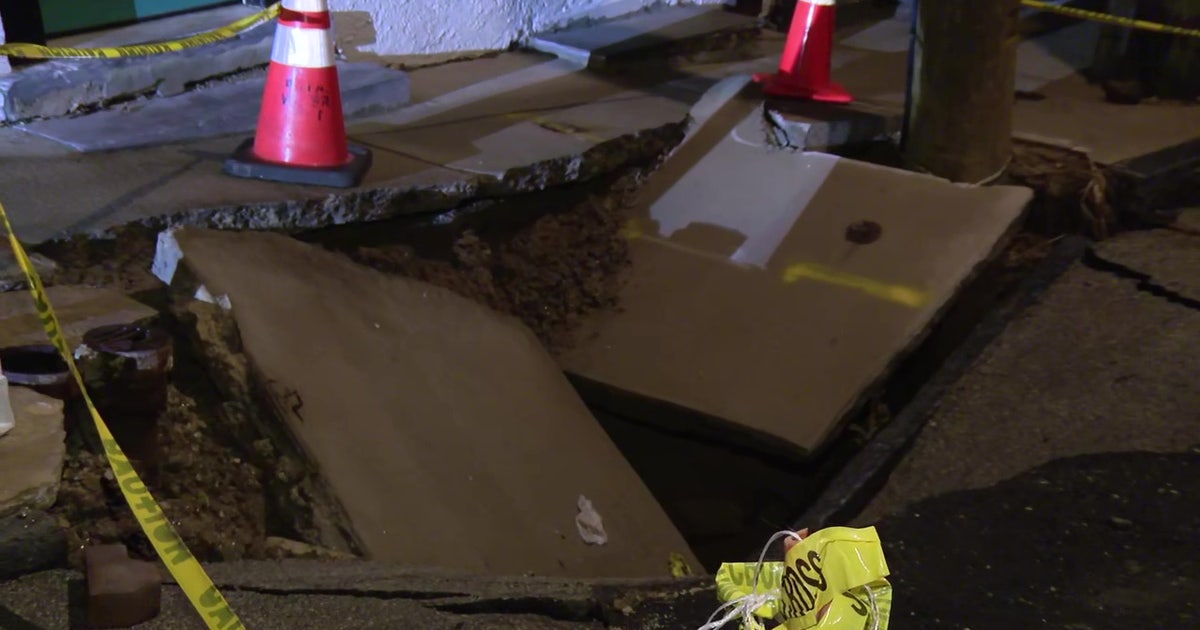 Manayunk sinkhole grows on Conarroe Street as residents await city action