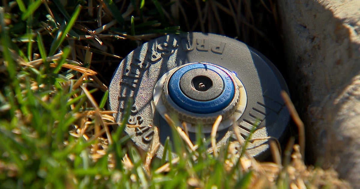 With limited water supply in Colorado town, Erie takes "extraordinary" step in warning homeowners against irrigation