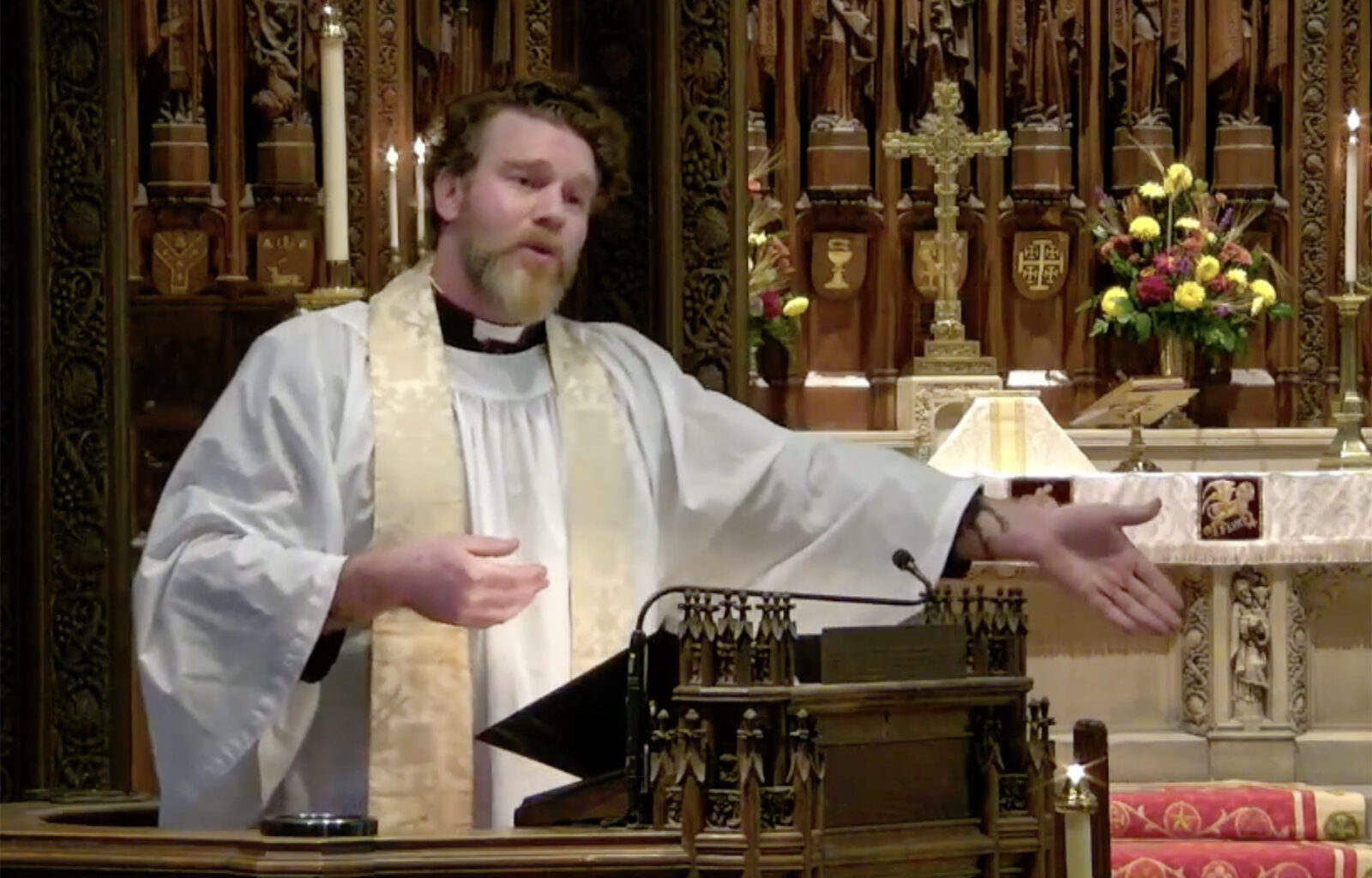 Episcopal priest accused of stealing baseball cards resigns as Pittsburgh cathedral dean