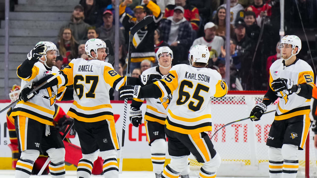 Musings: Silky Swedes Stay Sizzling