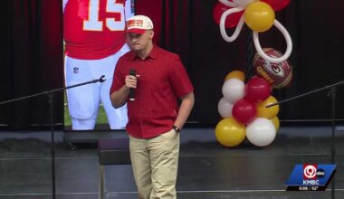 Patrick Mahomes inspires KC students at Lead to Read rally