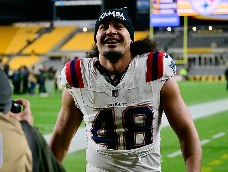 Pittsburgh Steelers New England Patriots Jahlani Tavai