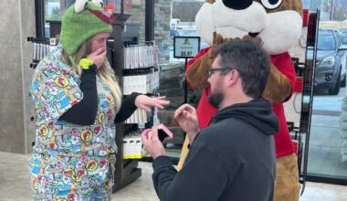 Pennsylvania couple gets engaged at Ohio Buc-ee’s grand opening