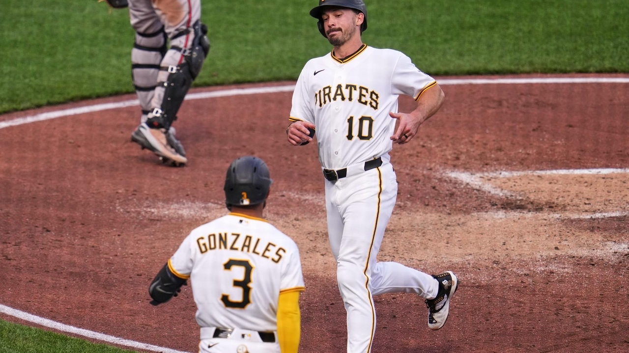 Nick Yorke's walk-off single lifts the Pittsburgh Pirates past the Baltimore Orioles 3-2