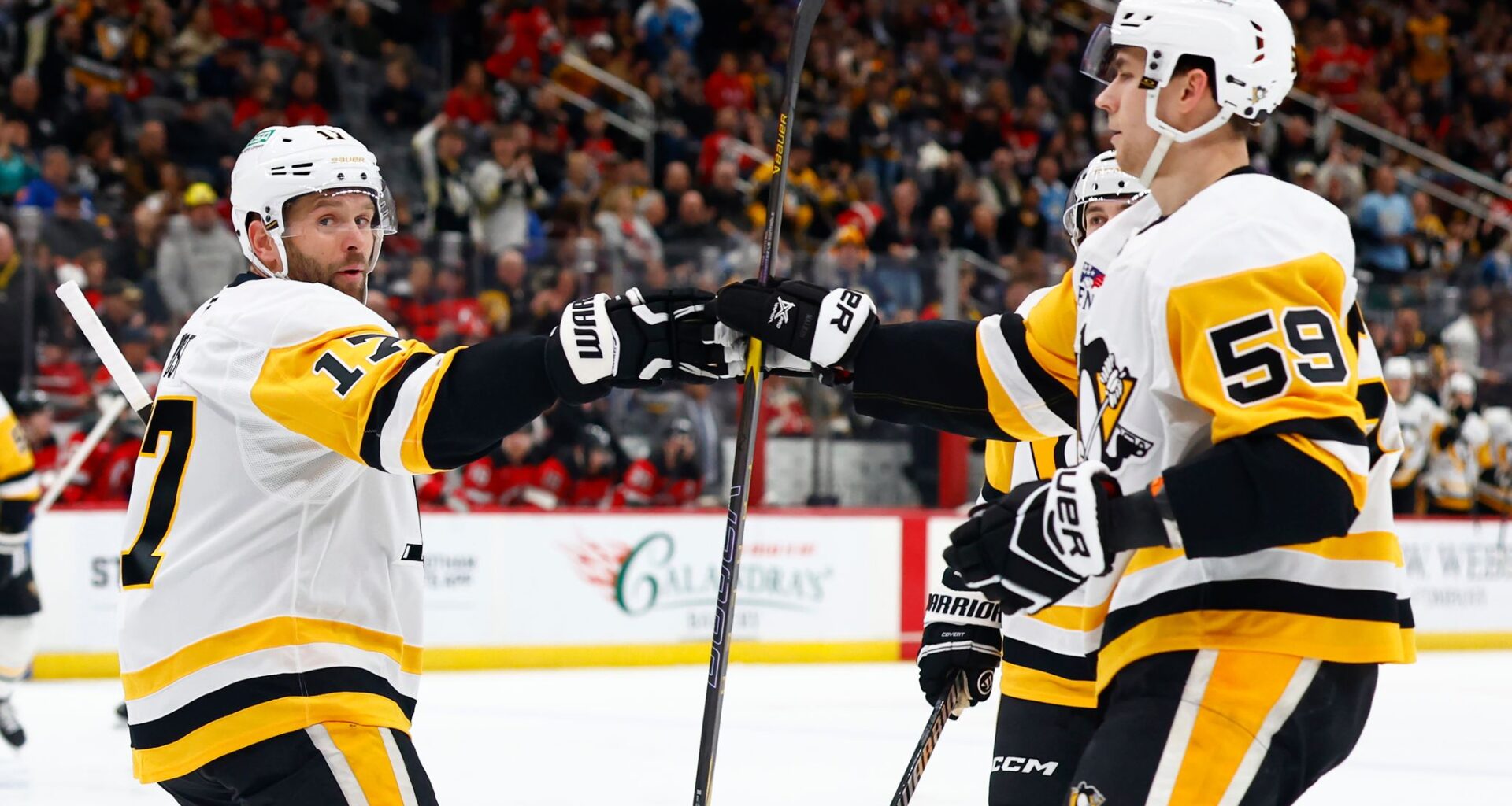 Pittsburgh Penguins clinch a playoff spot, ending their 3-year drought