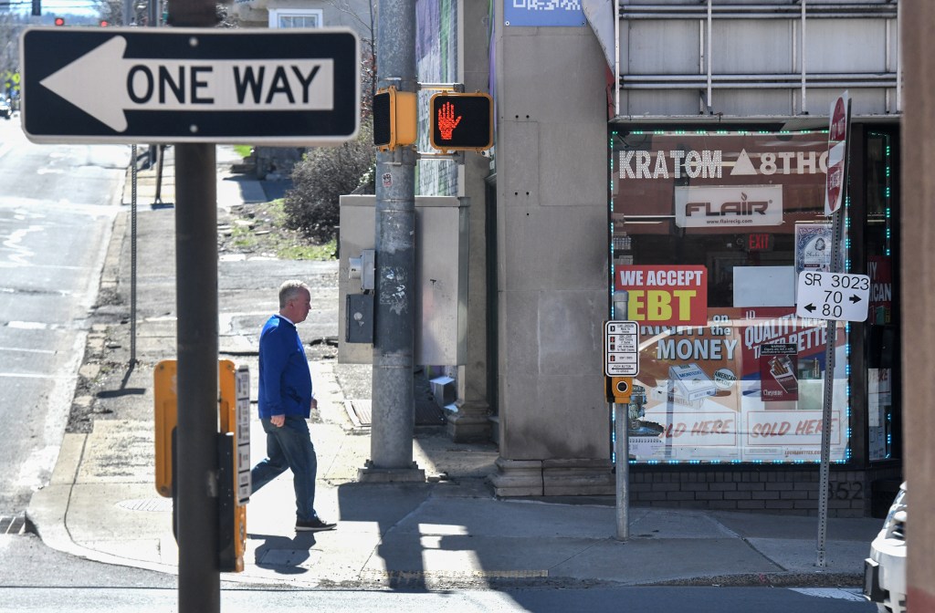 Establish kratom restrictions, or bans, at state level