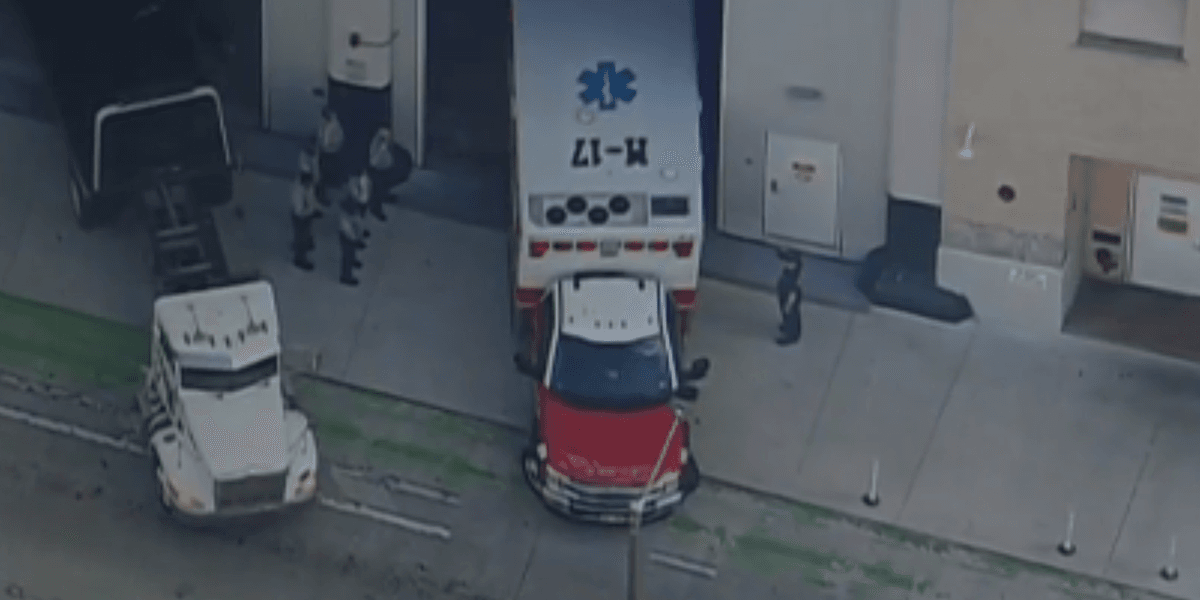 Philly corrections officer dies in motorcycle crash on way to work