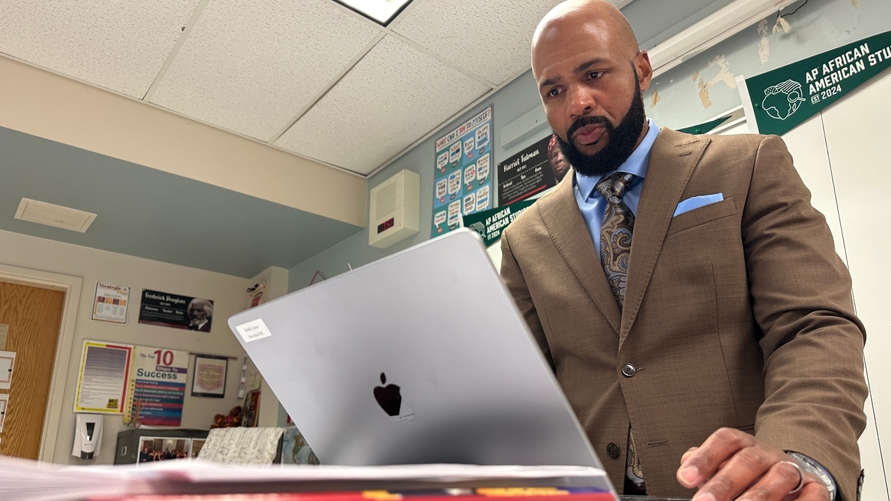 Pennsylvania high school history instructor named nation's Teacher of the Year