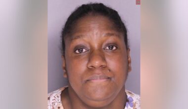 Mom charged with leaving child in car while she gambled inside PA casino