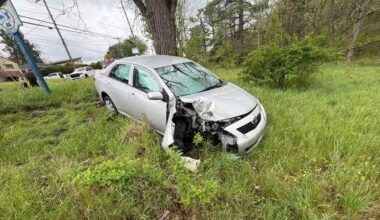 Crash temporarily closed Broughton Road, Willis & Villa Drive