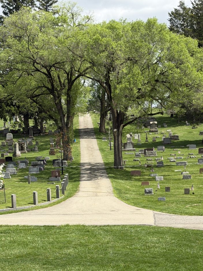 Revolutionary War descendants mark America’s 250th at Bethel Cemetery