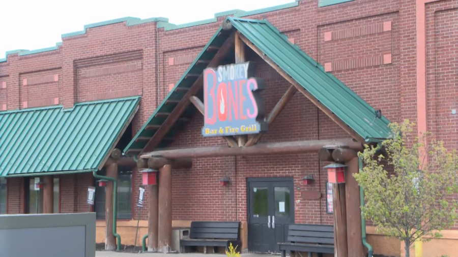 Erie Smokey Bones permanently closing