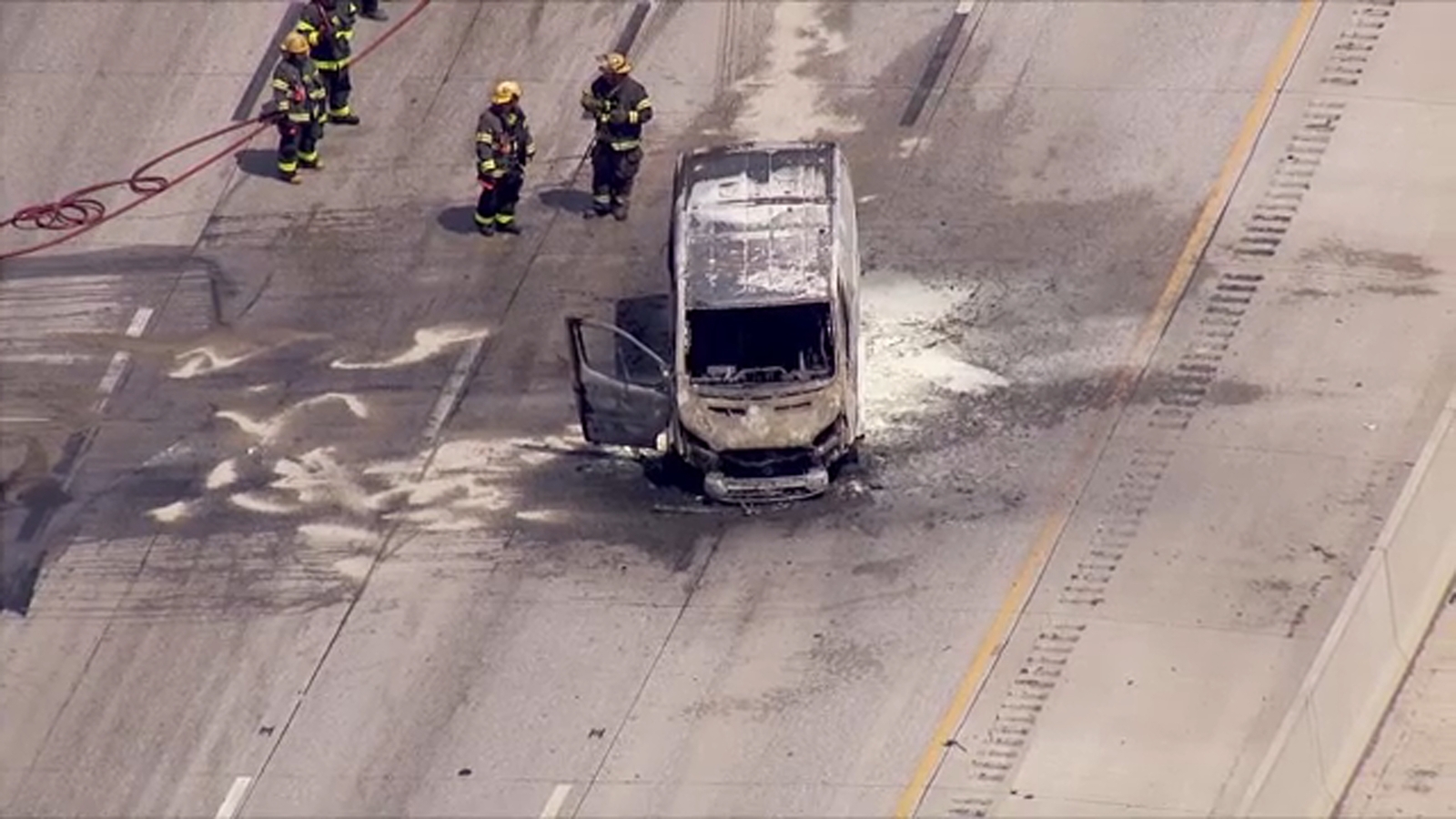 I-95 SB reopens after car fire in Philadelphia's Tacony section