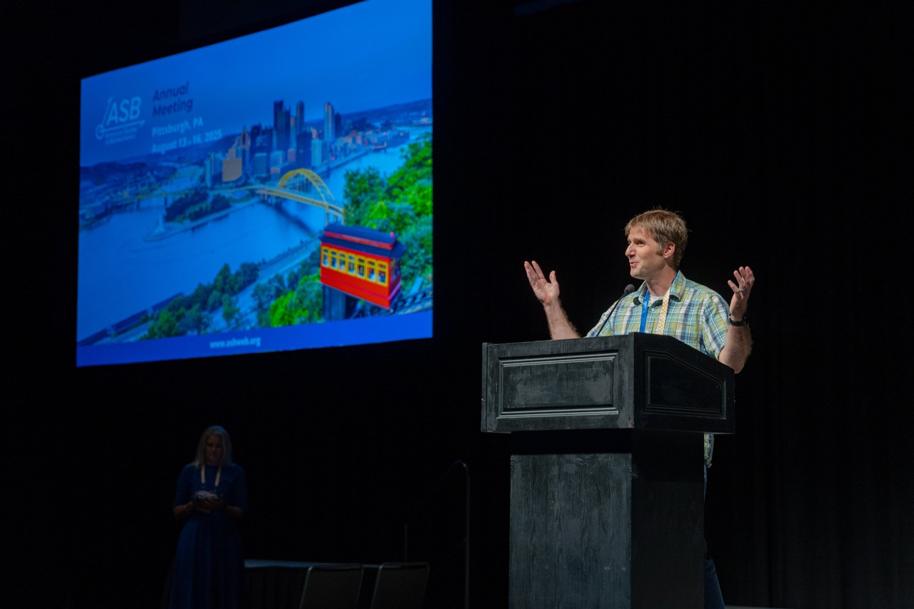Kurt Beschorner gives a talk as Meeting Chair at the 2025 ASB Annual Meeting in Pittsburgh, PA