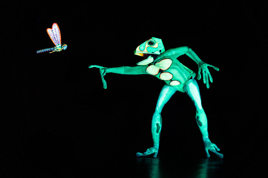 ‘Once Upon A Glow’ brings blacklight magic to Philly stage