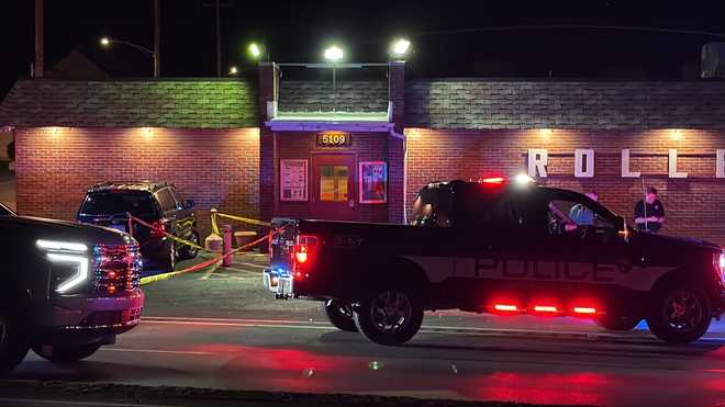 Police on scene at Allegheny County roller rink