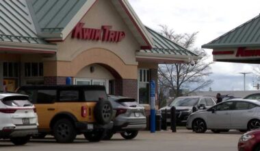 Pennsylvania truck driver fatally struck by lightning in Waukesha